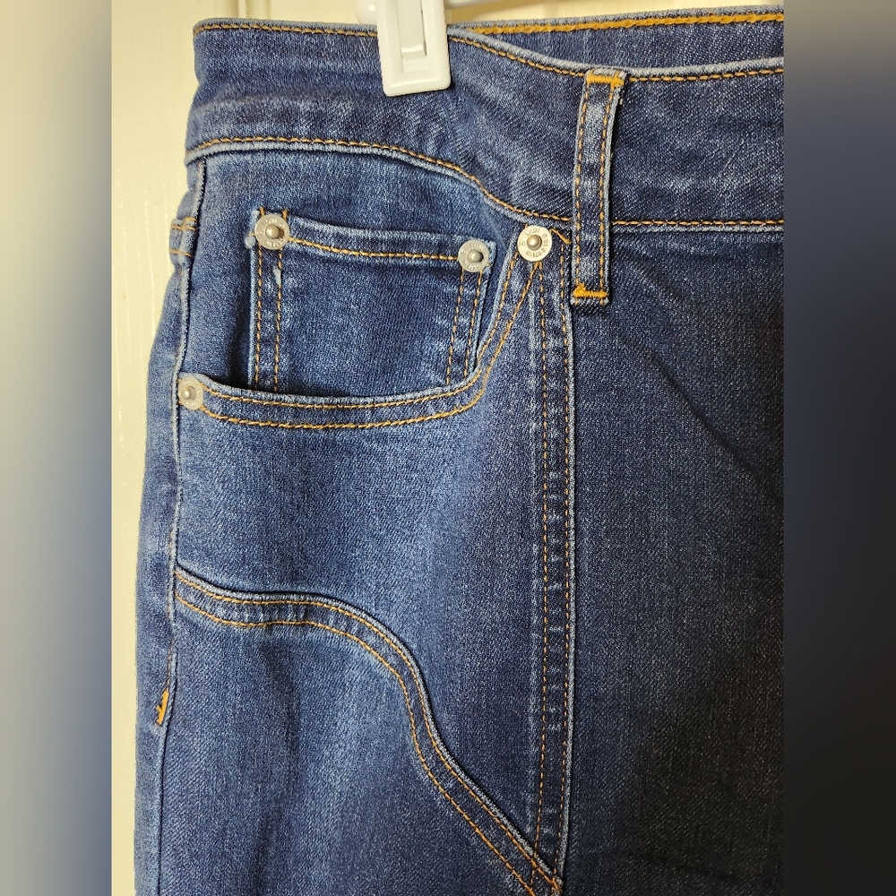 LOGO by Lori Goldstein Dark Blue Boyfriend Jeans. Size 10. NWT - Picture 3 of 9
